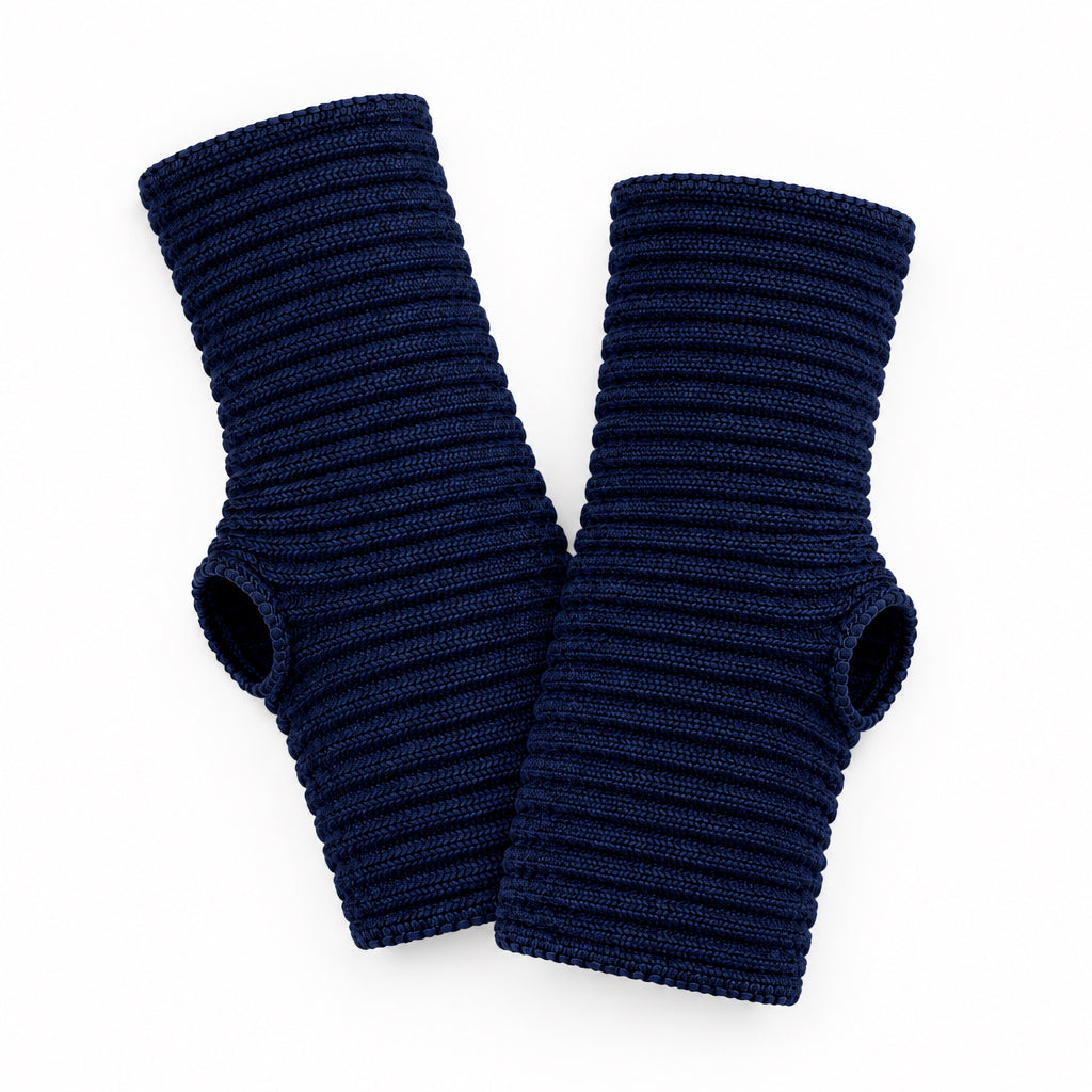Get knitted upcycled fingerless mitten navy 